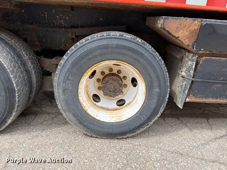 image for item FN1521 2007 International 7400 dump truck