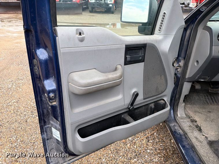 image for item FN1522 2008 Ford F150 pickup truck