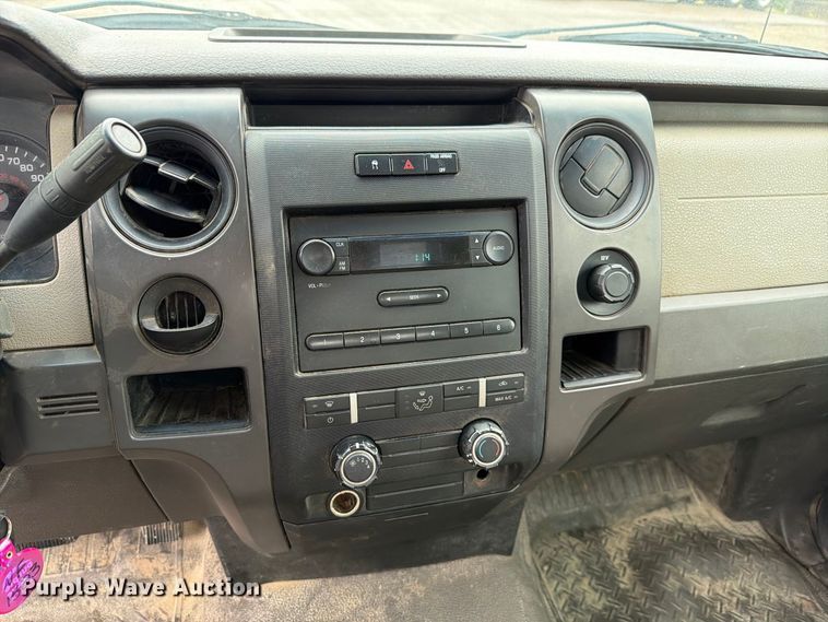 image for item FN1523 2009 Ford F150 pickup truck