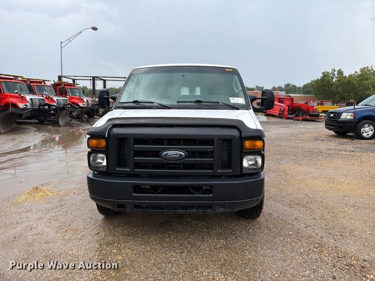 image for item FN1524 2013 Ford Econoline E350 van