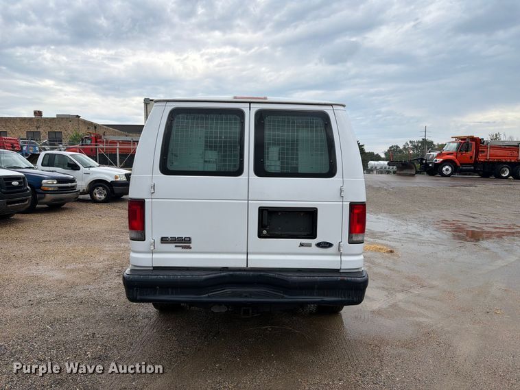 image for item FN1524 2013 Ford Econoline E350 van
