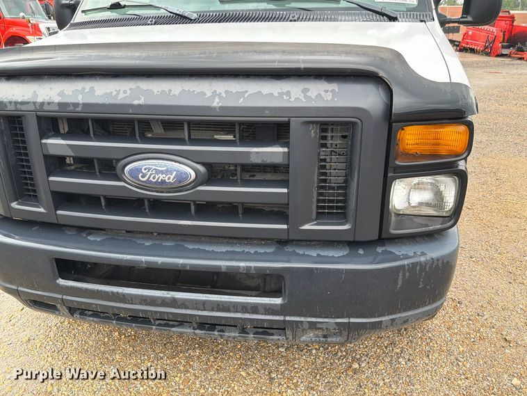image for item FN1524 2013 Ford Econoline E350 van