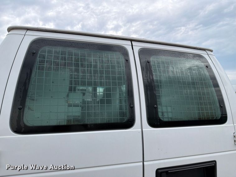 image for item FN1524 2013 Ford Econoline E350 van