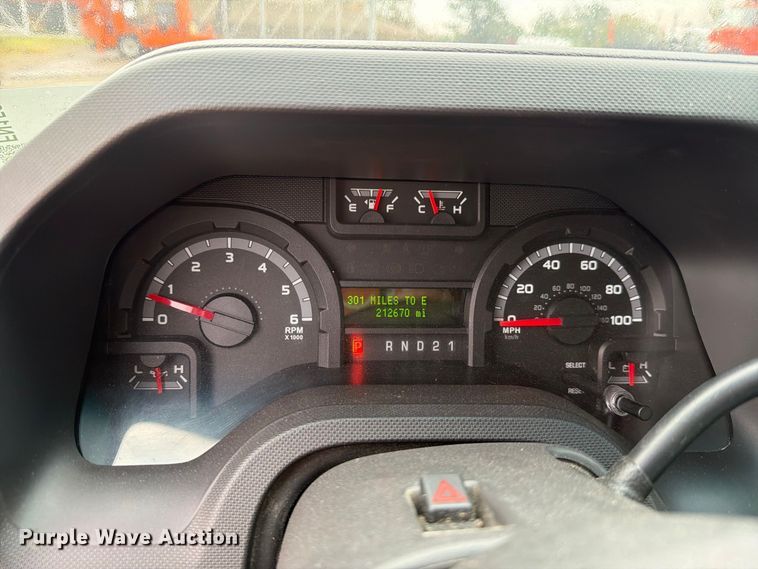 image for item FN1524 2013 Ford Econoline E350 van