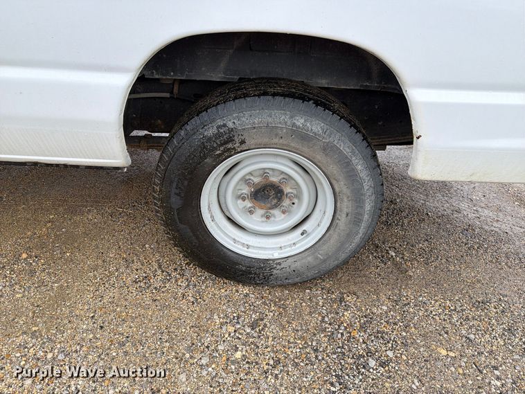 image for item FN1524 2013 Ford Econoline E350 van