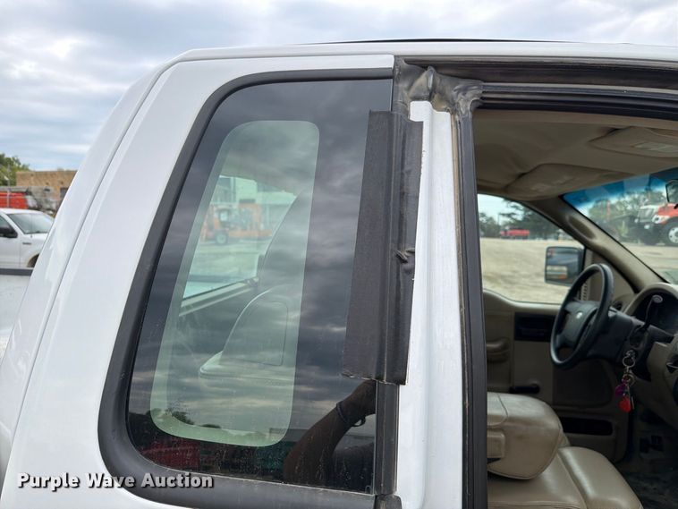 image for item FN1526 2007 Ford F150 pickup truck