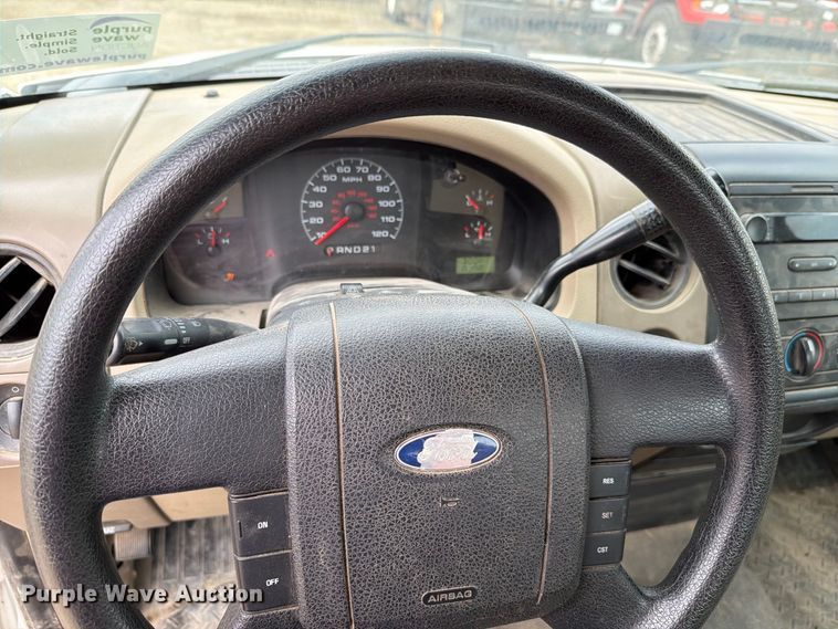 image for item FN1526 2007 Ford F150 pickup truck