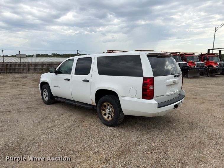 image for item FN1527 2007 Chevrolet Suburban SUV