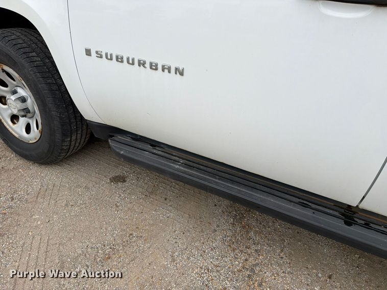 image for item FN1527 2007 Chevrolet Suburban SUV