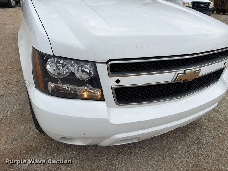 image for item FN1527 2007 Chevrolet Suburban SUV