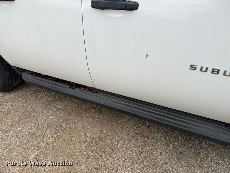 image for item FN1527 2007 Chevrolet Suburban SUV