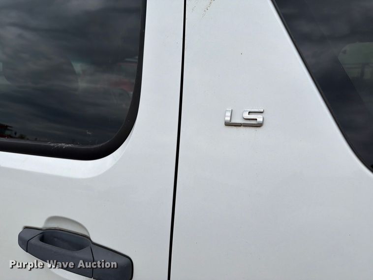 image for item FN1527 2007 Chevrolet Suburban SUV