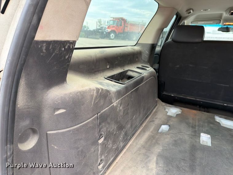 image for item FN1527 2007 Chevrolet Suburban SUV
