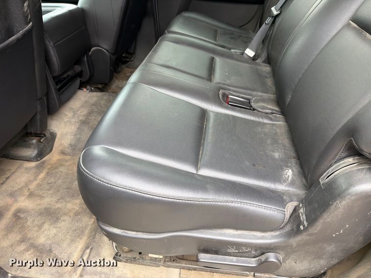 image for item FN1527 2007 Chevrolet Suburban SUV