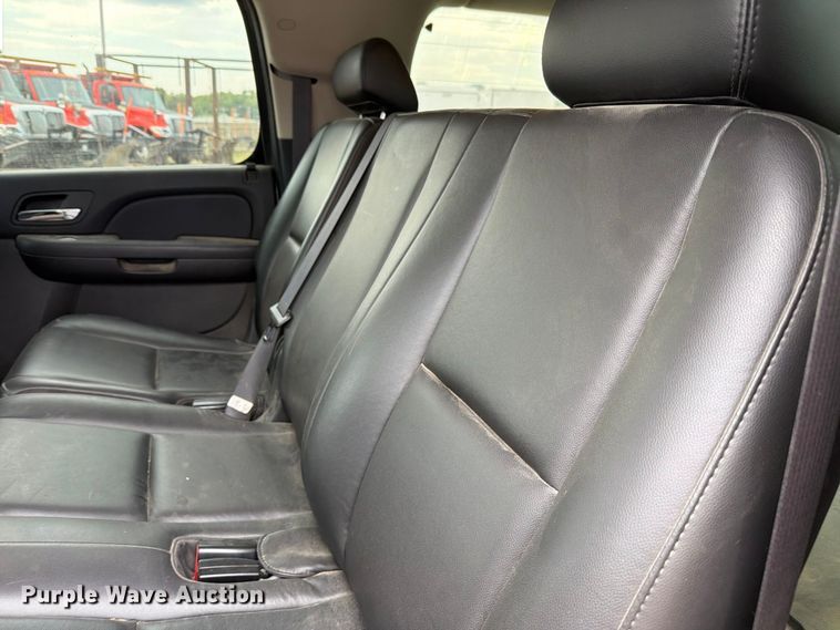 image for item FN1527 2007 Chevrolet Suburban SUV