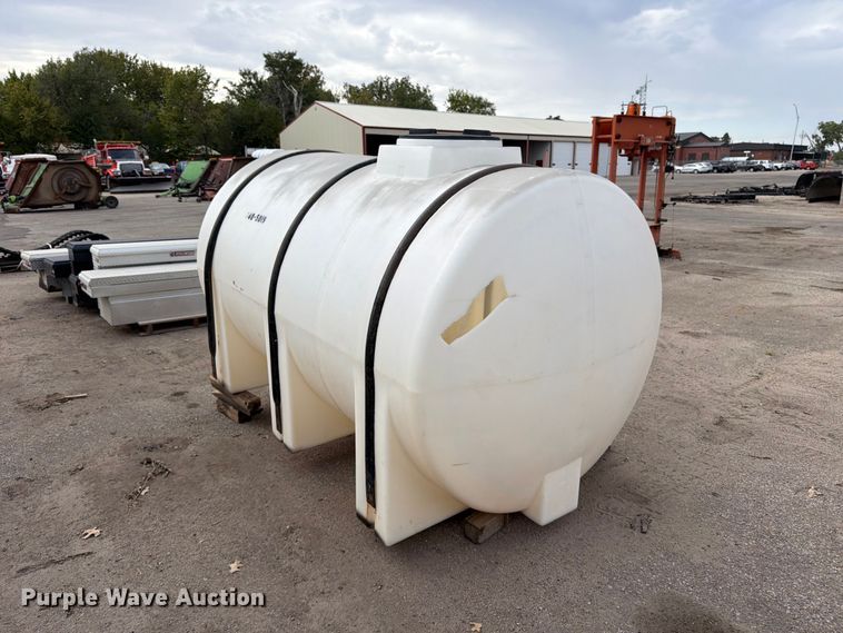 image for item MQ9152 Fairbanks-Morse tank