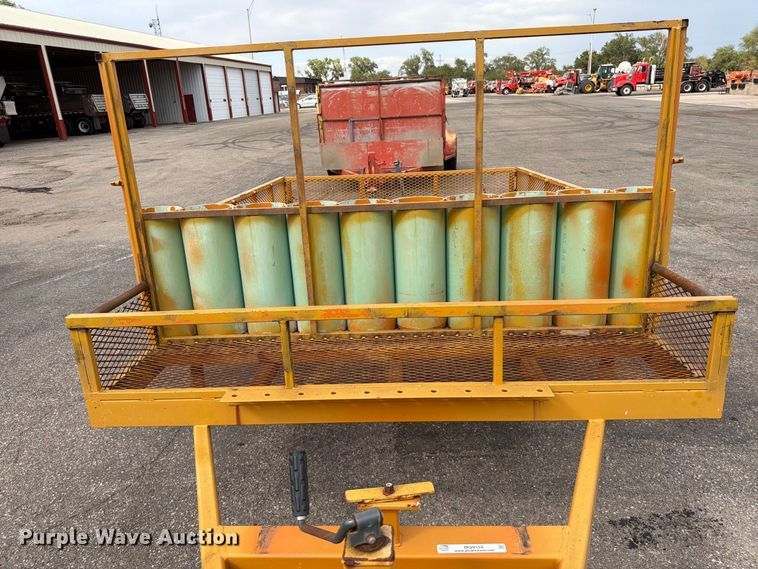 image for item MQ9154 2006 Fastline utility trailer