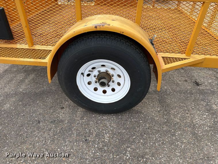 image for item MQ9154 2006 Fastline utility trailer