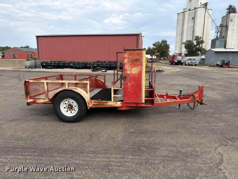 image for item MQ9155 2004 King utility trailer