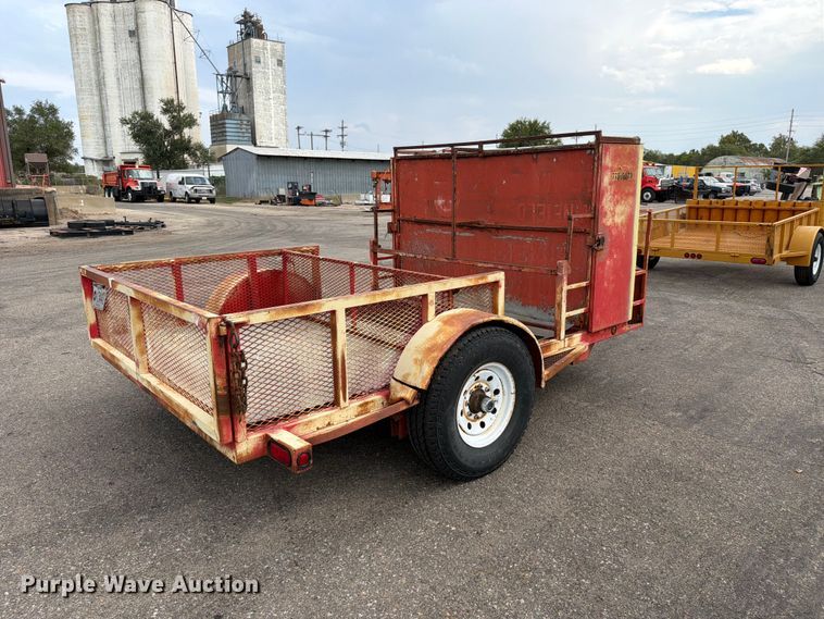 image for item MQ9155 2004 King utility trailer