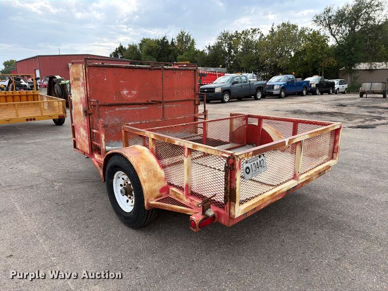 image for item MQ9155 2004 King utility trailer