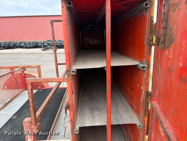 image for item MQ9155 2004 King utility trailer