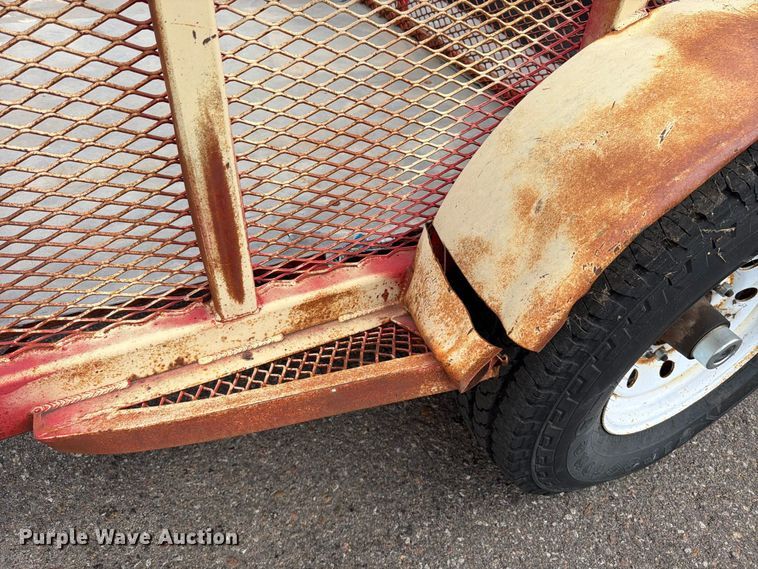 image for item MQ9155 2004 King utility trailer