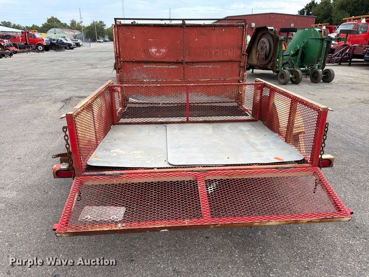 image for item MQ9155 2004 King utility trailer