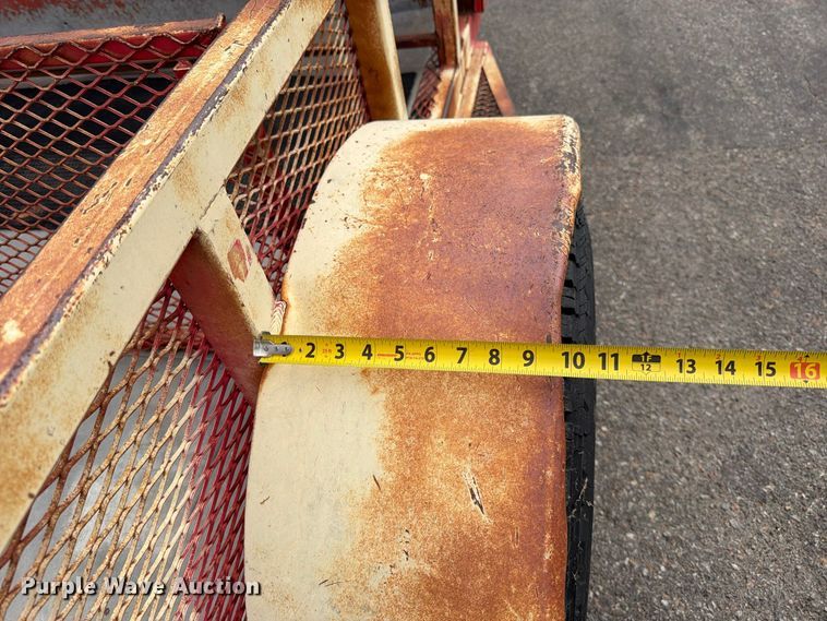image for item MQ9155 2004 King utility trailer