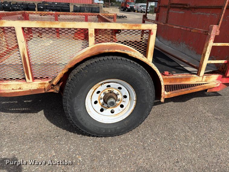 image for item MQ9155 2004 King utility trailer