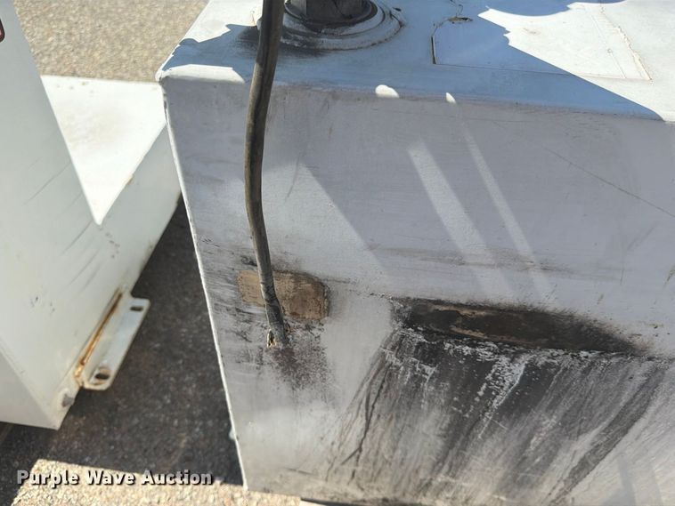 image for item MQ9156 (3) Weather Guard fuel tanks