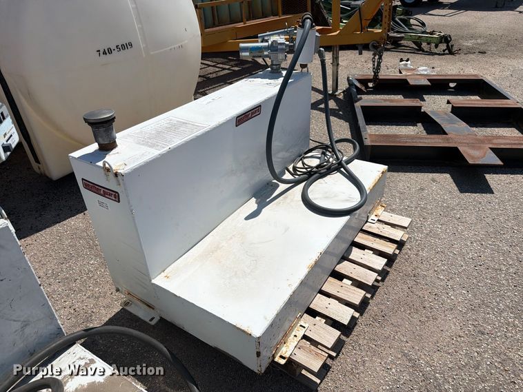 image for item MQ9156 (3) Weather Guard fuel tanks