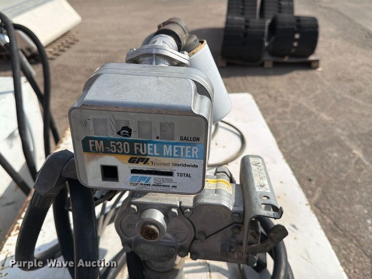 image for item MQ9157 (2) auxiliary fuel tanks