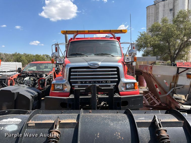 image for item MQ9158 2009 Sterling L7500 dump truck
