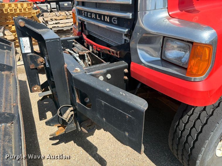 image for item MQ9158 2009 Sterling L7500 dump truck
