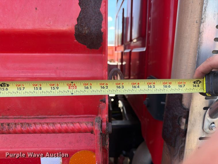 image for item MQ9158 2009 Sterling L7500 dump truck