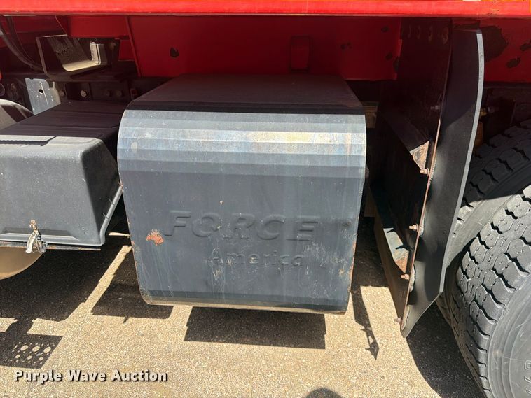 image for item MQ9158 2009 Sterling L7500 dump truck