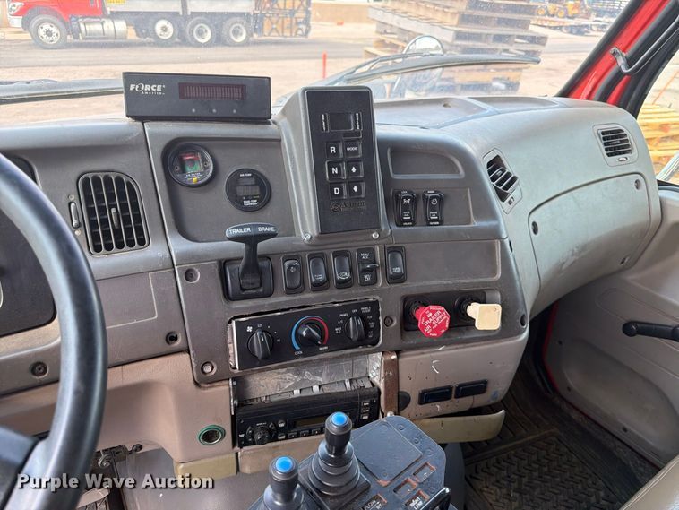 image for item MQ9158 2009 Sterling L7500 dump truck