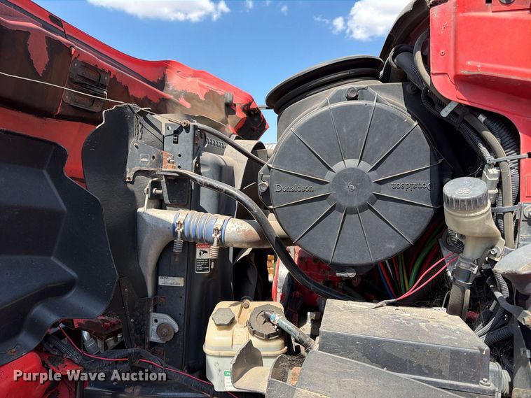 image for item MQ9158 2009 Sterling L7500 dump truck