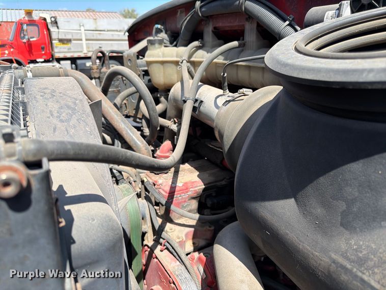 image for item MQ9158 2009 Sterling L7500 dump truck