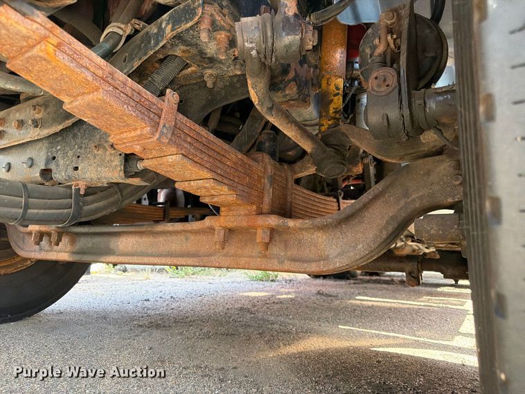 image for item MQ9158 2009 Sterling L7500 dump truck