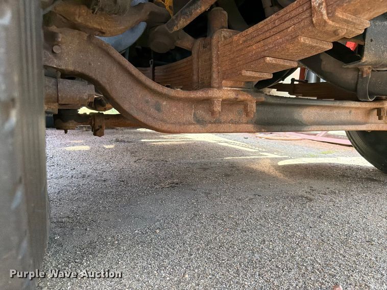image for item MQ9158 2009 Sterling L7500 dump truck