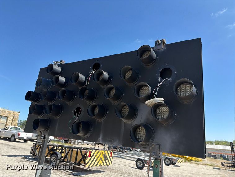 image for item NF9550 2010 Energy Absorption crash attenuator