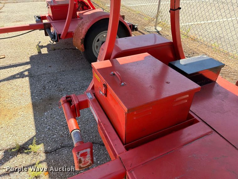 image for item NF9554 2011 National Signal arrow board trailer