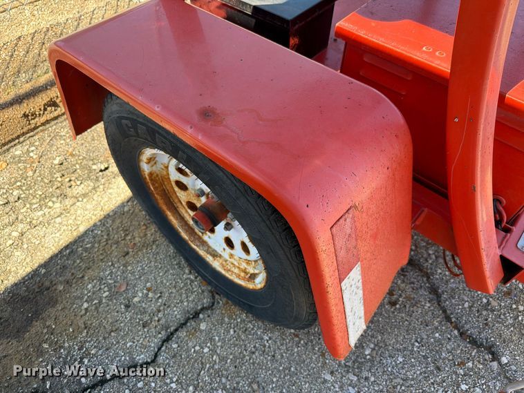 image for item NF9554 2011 National Signal arrow board trailer