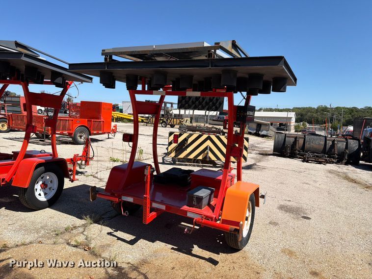 image for item NF9556 2011 National Signal arrow board trailer