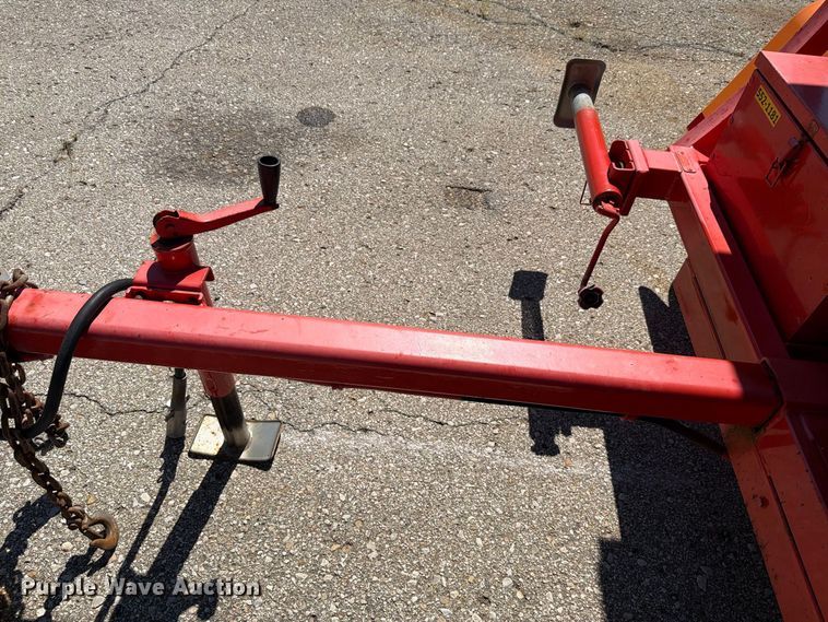 image for item NF9556 2011 National Signal arrow board trailer
