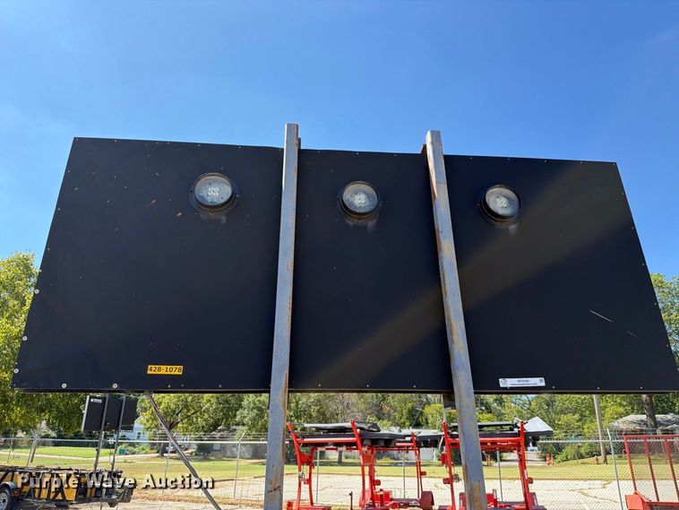image for item NF9560 2007 Energy Absorption crash attenuator