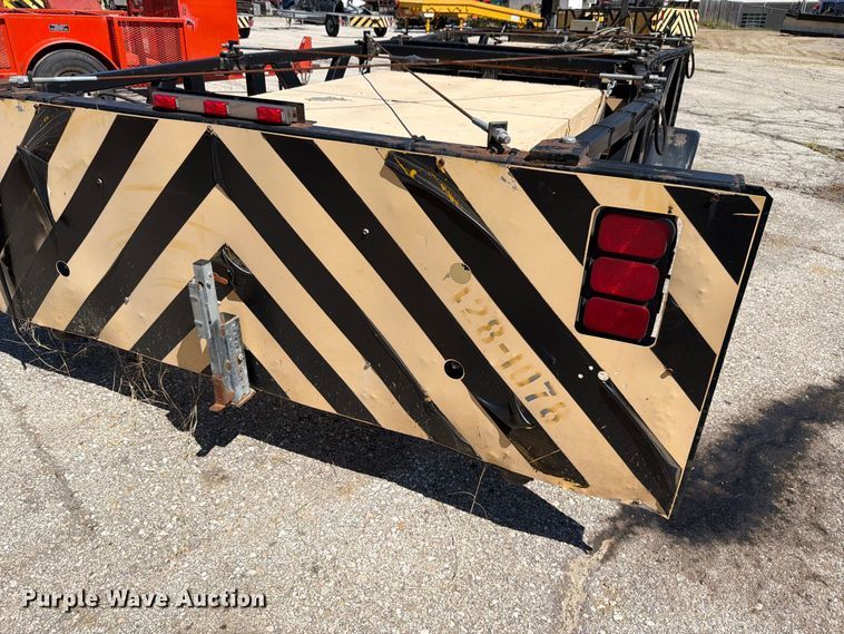 image for item NF9560 2007 Energy Absorption crash attenuator