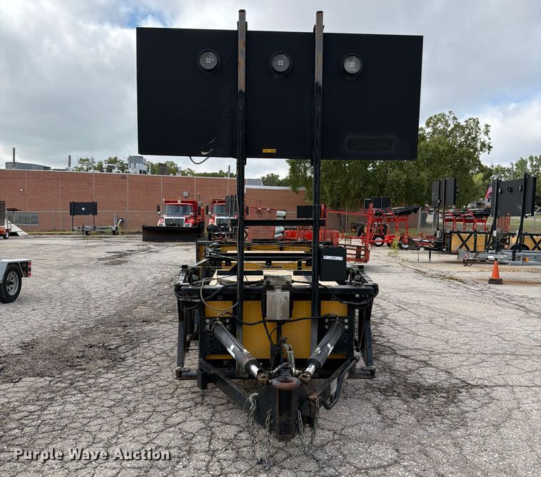 image for item NF9562 2007 Crash Absorption crash attenuator